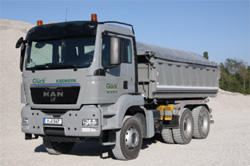 Dreiachser LKW